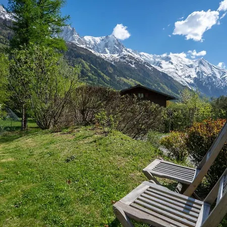 Chalet Michka - 500m Flegere Cheminee Jardin Vue 180 *