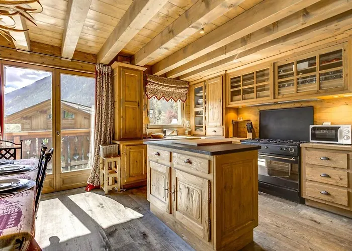 Michka - 500m Flegere Cheminee Jardin Vue 180 *